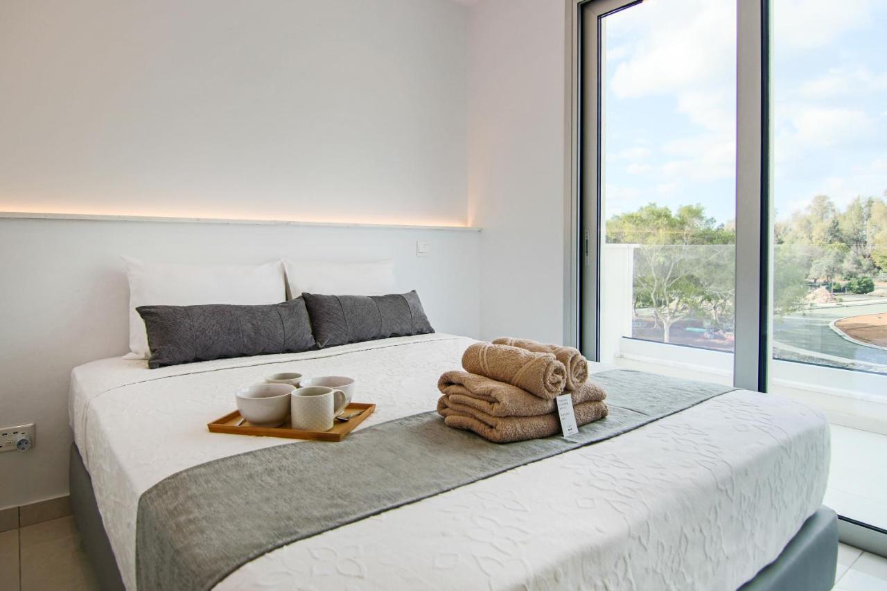 Phaedrus Living - Seaside Executive Flat Harbour 201 Apartment Paphos Exterior photo