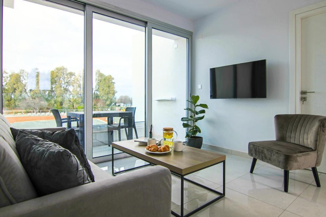 Phaedrus Living - Seaside Executive Flat Harbour 201 Apartment Paphos Exterior photo